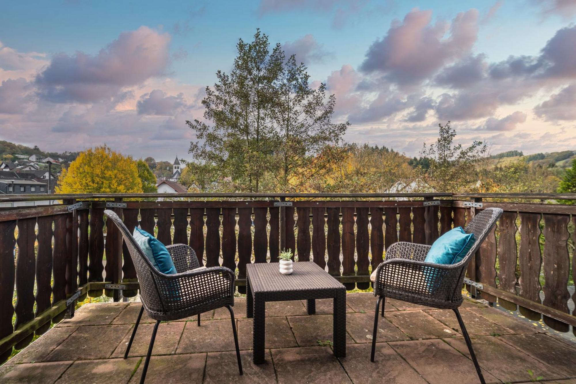 Balkon Zimmer - Apartment Gonnersdorf (Ahrweiler) Exterior foto